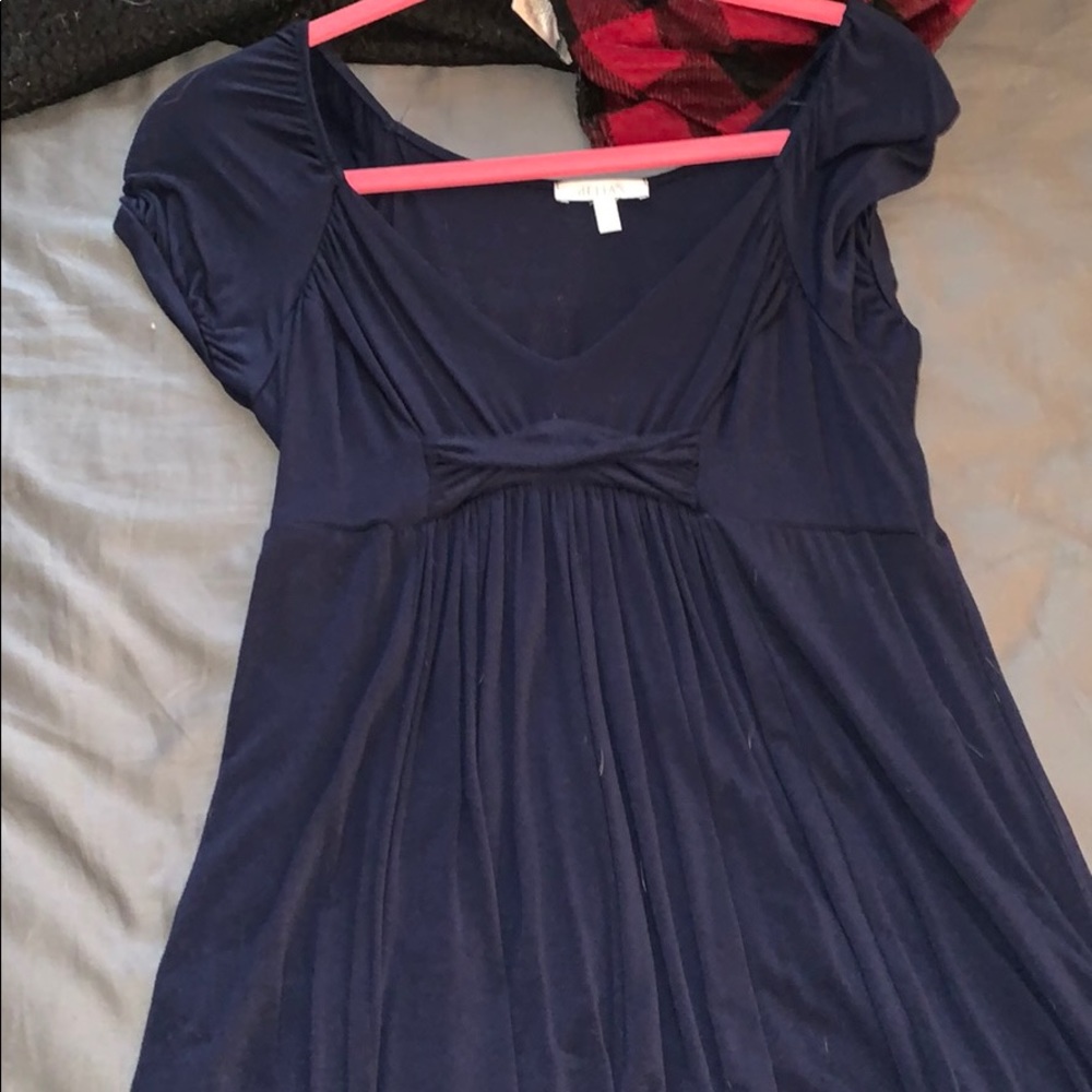 Navy blue top